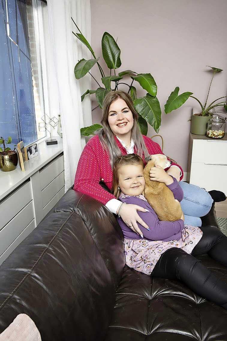 ginder controller Blijven Melanie's dochter heeft aangeboren obesitas: 'Als baby woog ze al 16 kilo'  | VROUW magazine | Telegraaf.nl