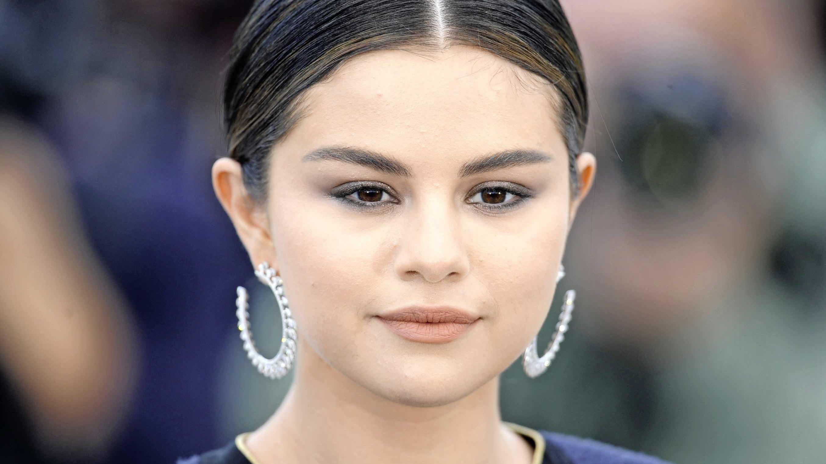 Dating geschiedenis van Selena Gomez Nigeria dating website