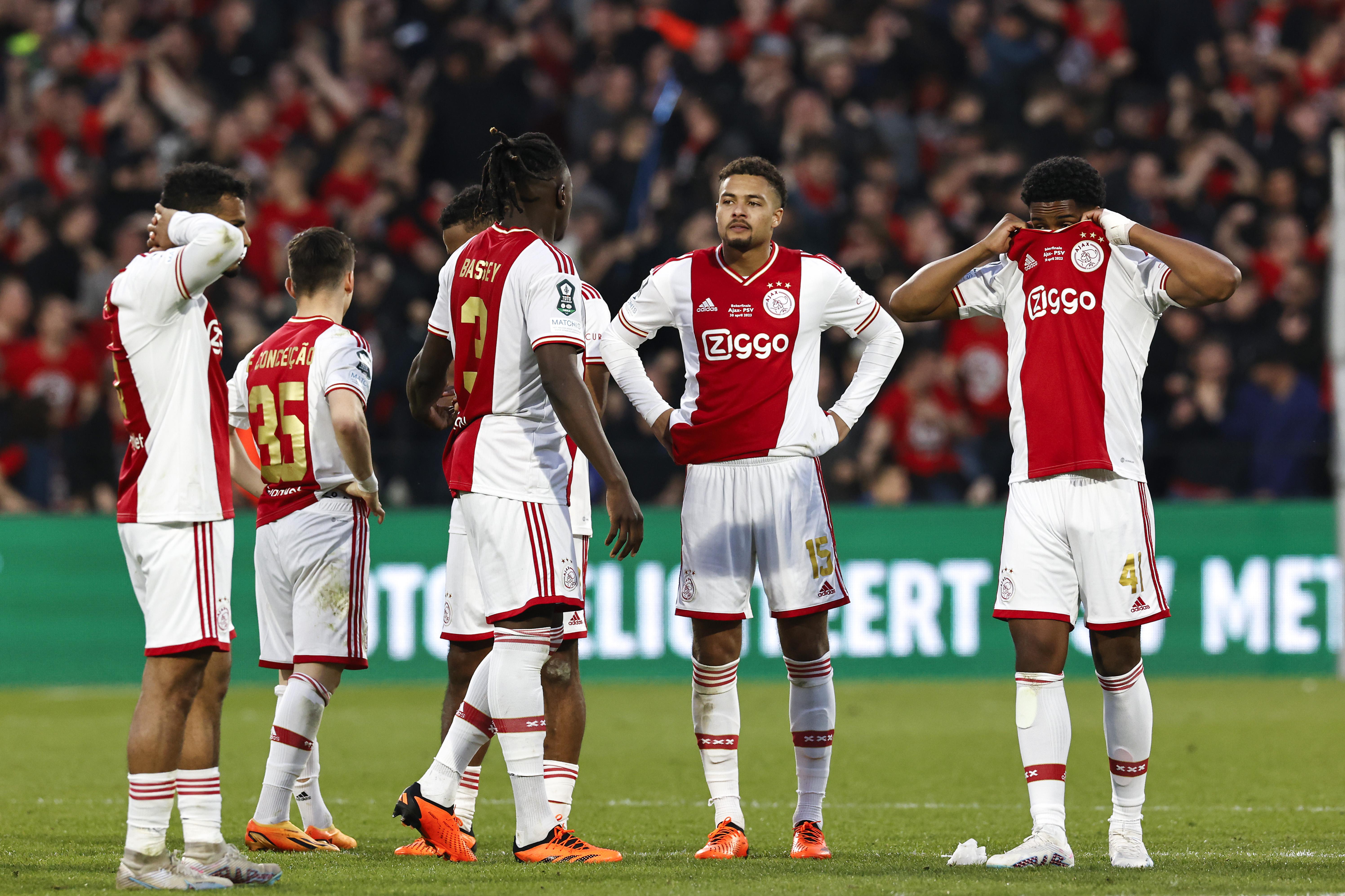 Notitie herfst Nieuwe betekenis PSV klopt Ajax na strafschoppen en wint KNVB-beker voor tweede jaar op rij  | Gooieneemlander