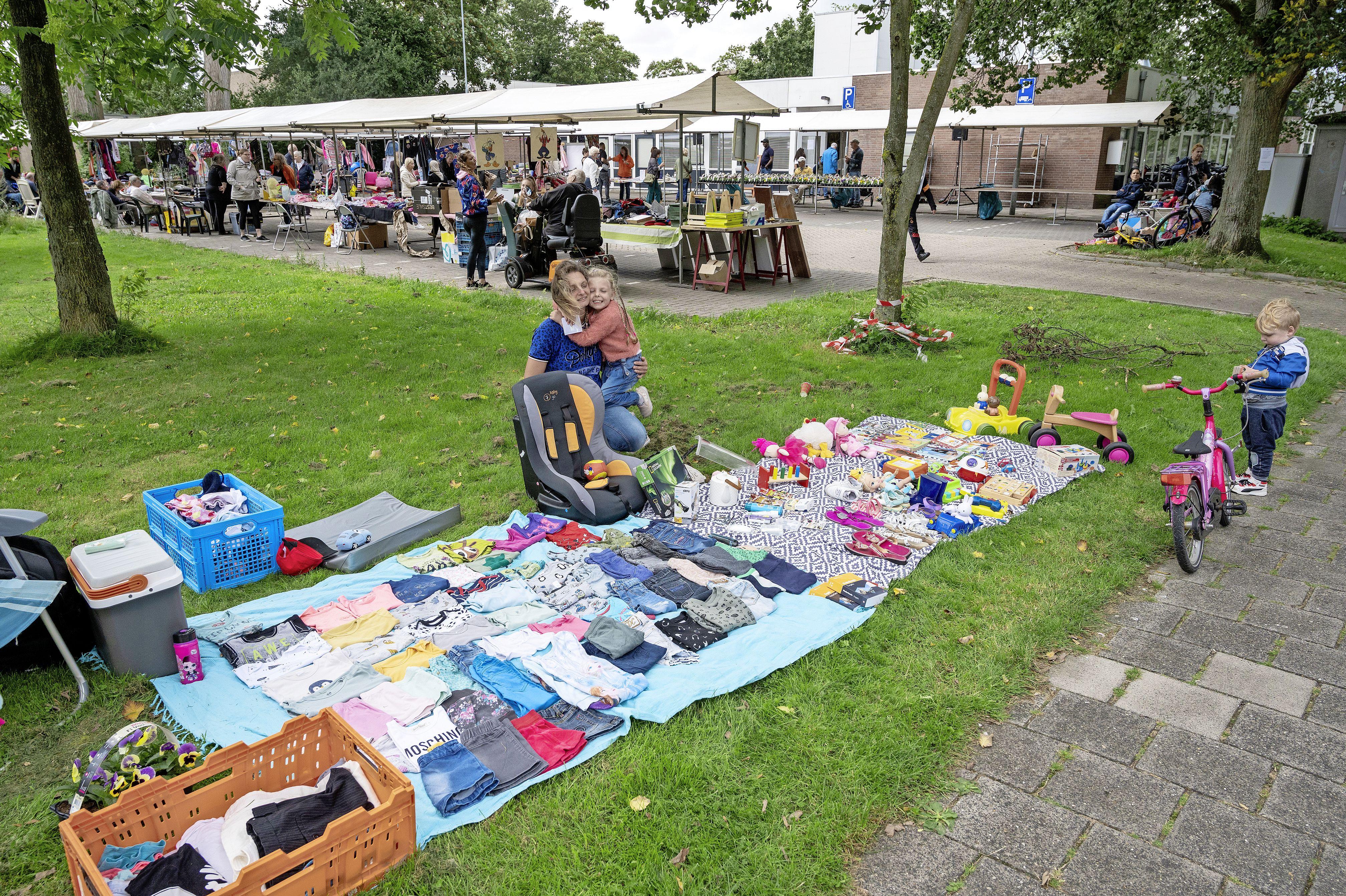Nazomermarkt Eindelijk weer reuring in de Boerhaavewijk, maar de opkomst valt tegen Noordhollandsdagblad foto