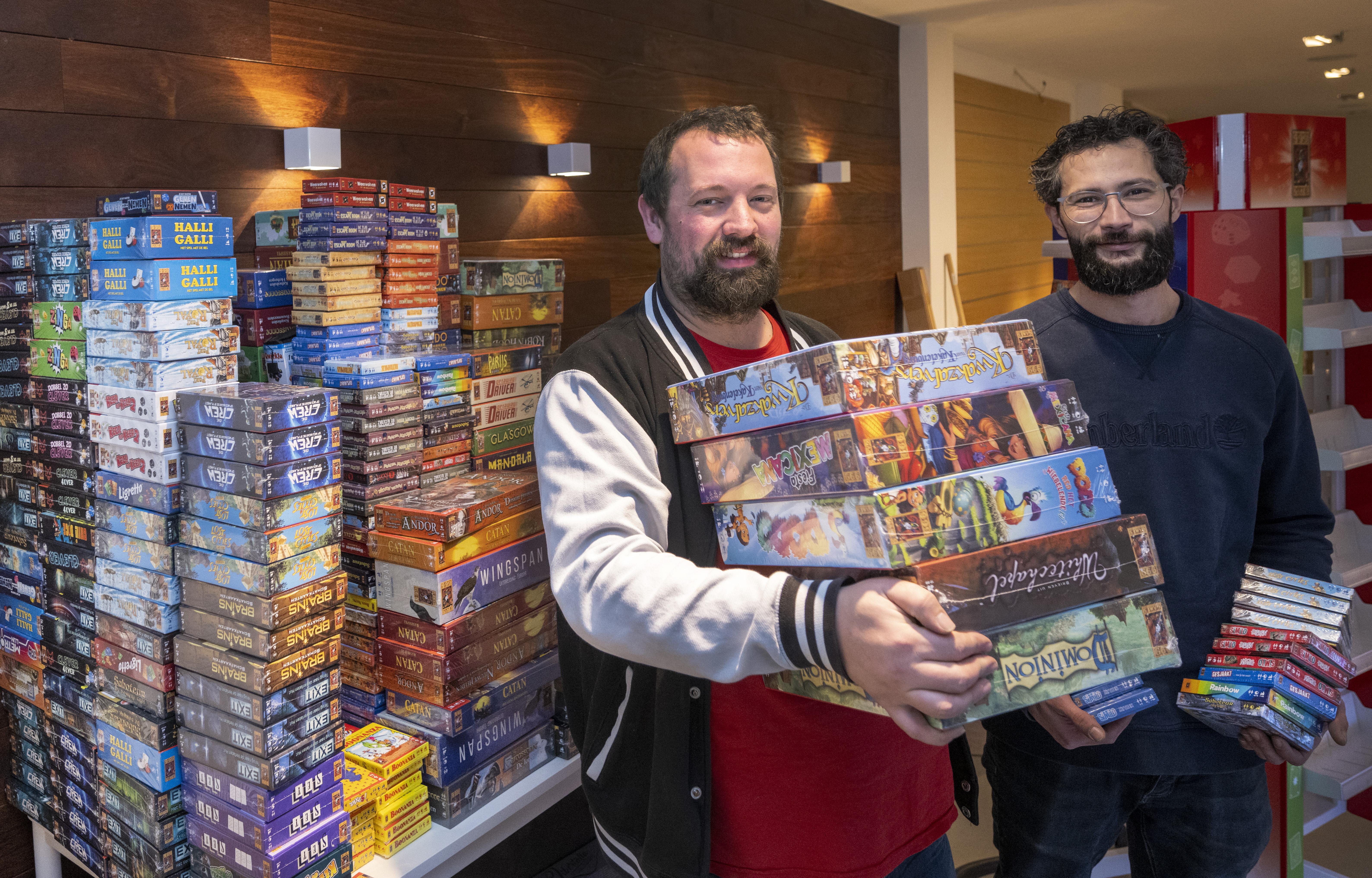 Nauwkeurig scherm pakket Haarlem heeft er een spellenwinkel bij en volgens Olivier Verheul (33) is  daar plek voor: 'We hebben ieder onze eigen specialiteit' |  Noordhollandsdagblad