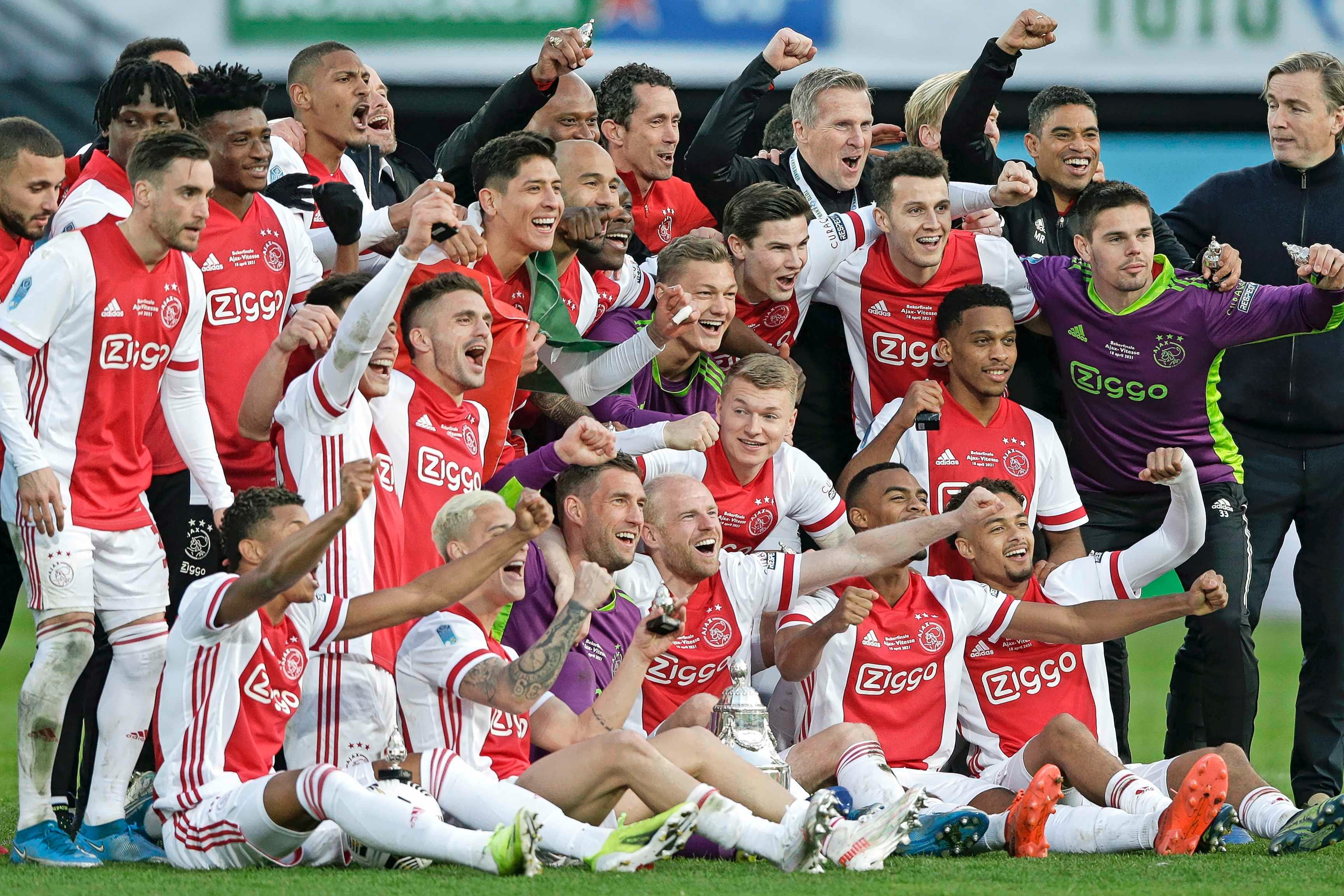 Zilver verlies verkorten Ajax presteert het 'onmogelijke' met prolongatie KNVB-beker | Voetbal |  Telegraaf.nl