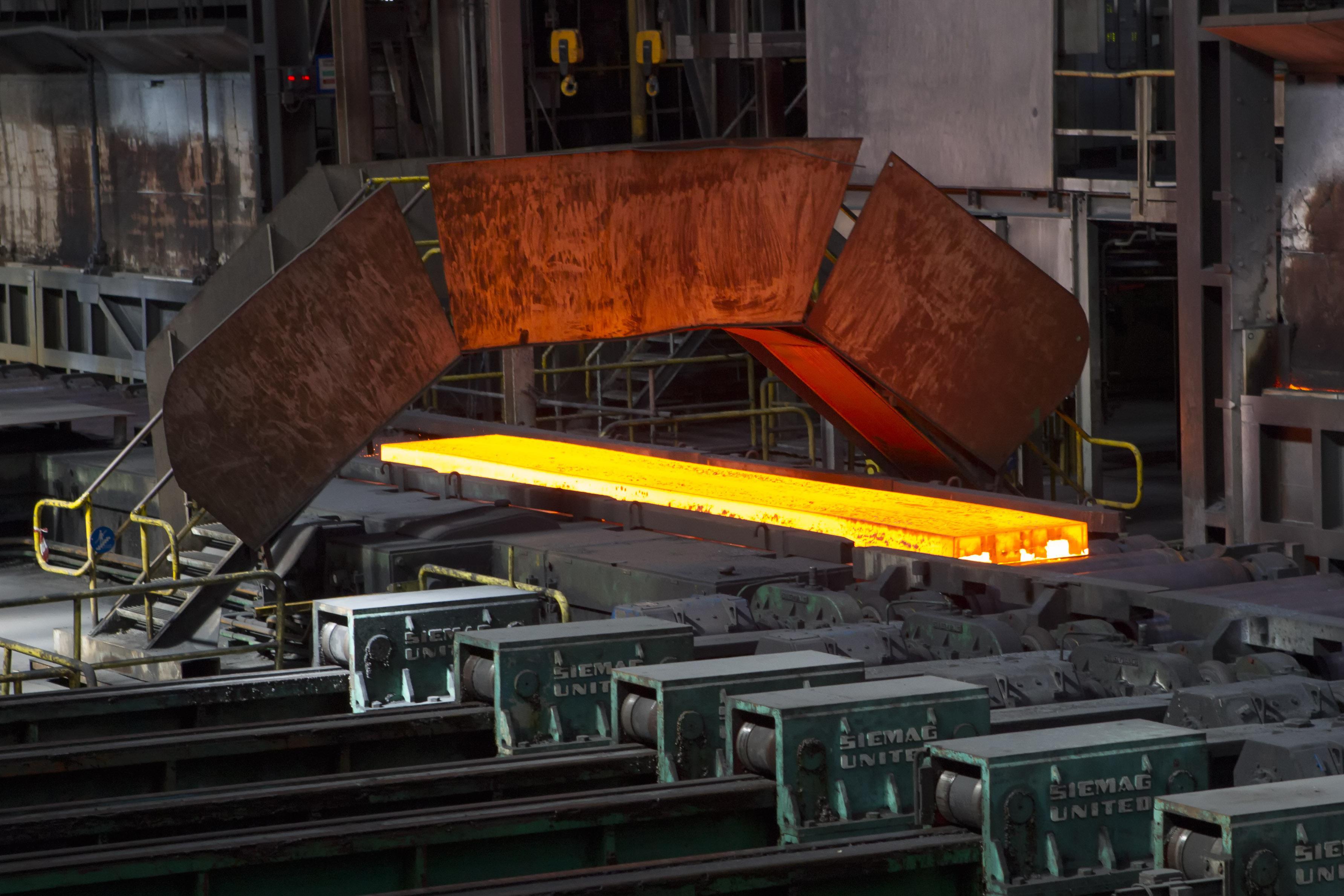 zelfmoord Compliment Wegversperring Tata Steel plaatst geluidsdemper bij de nieuwe oven | Noordhollandsdagblad