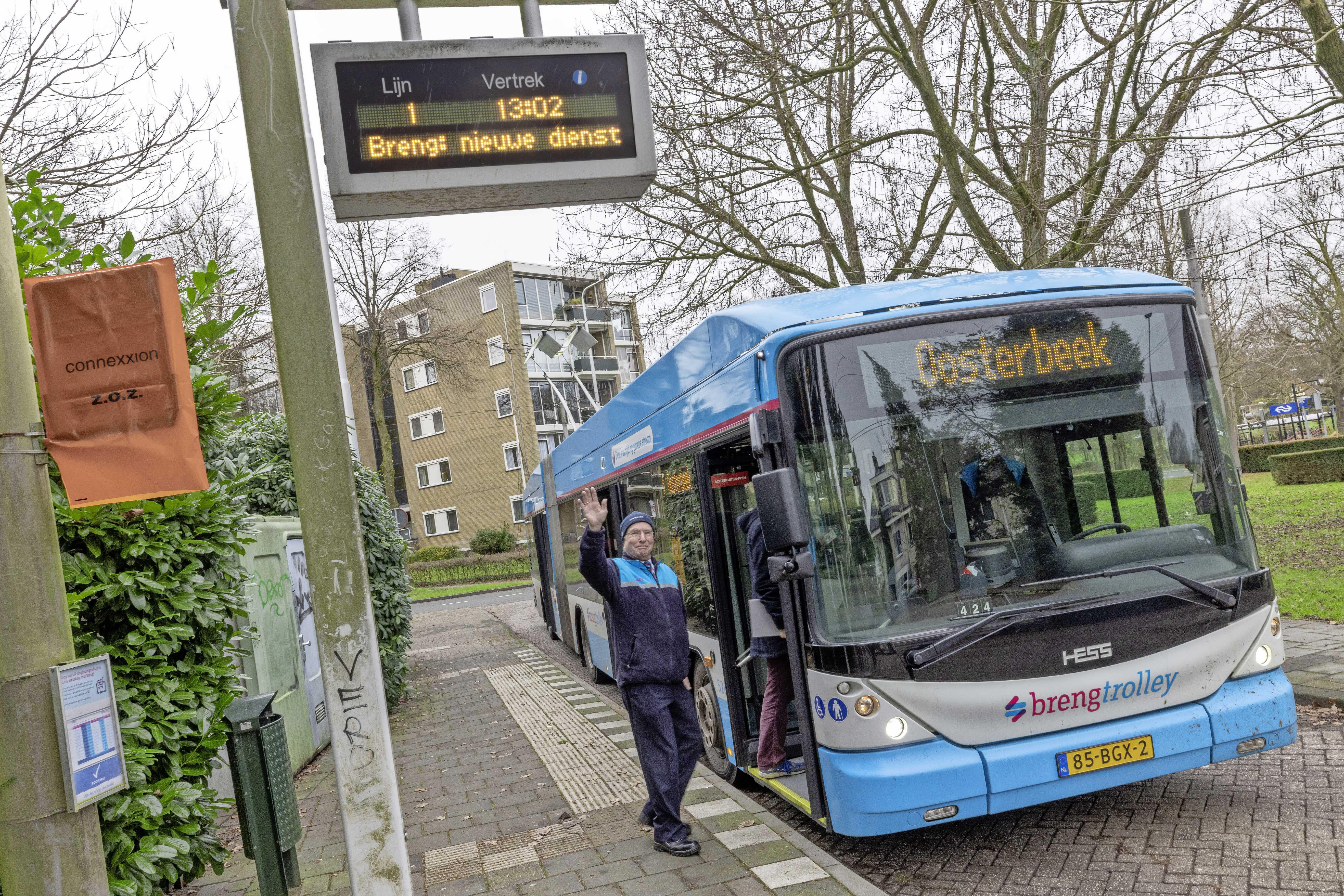 Muf Automatisch hoop Oosterbeek treurt om geschrapte trolleybus: 'Hij hoort hier thuis' |  Binnenland | Telegraaf.nl