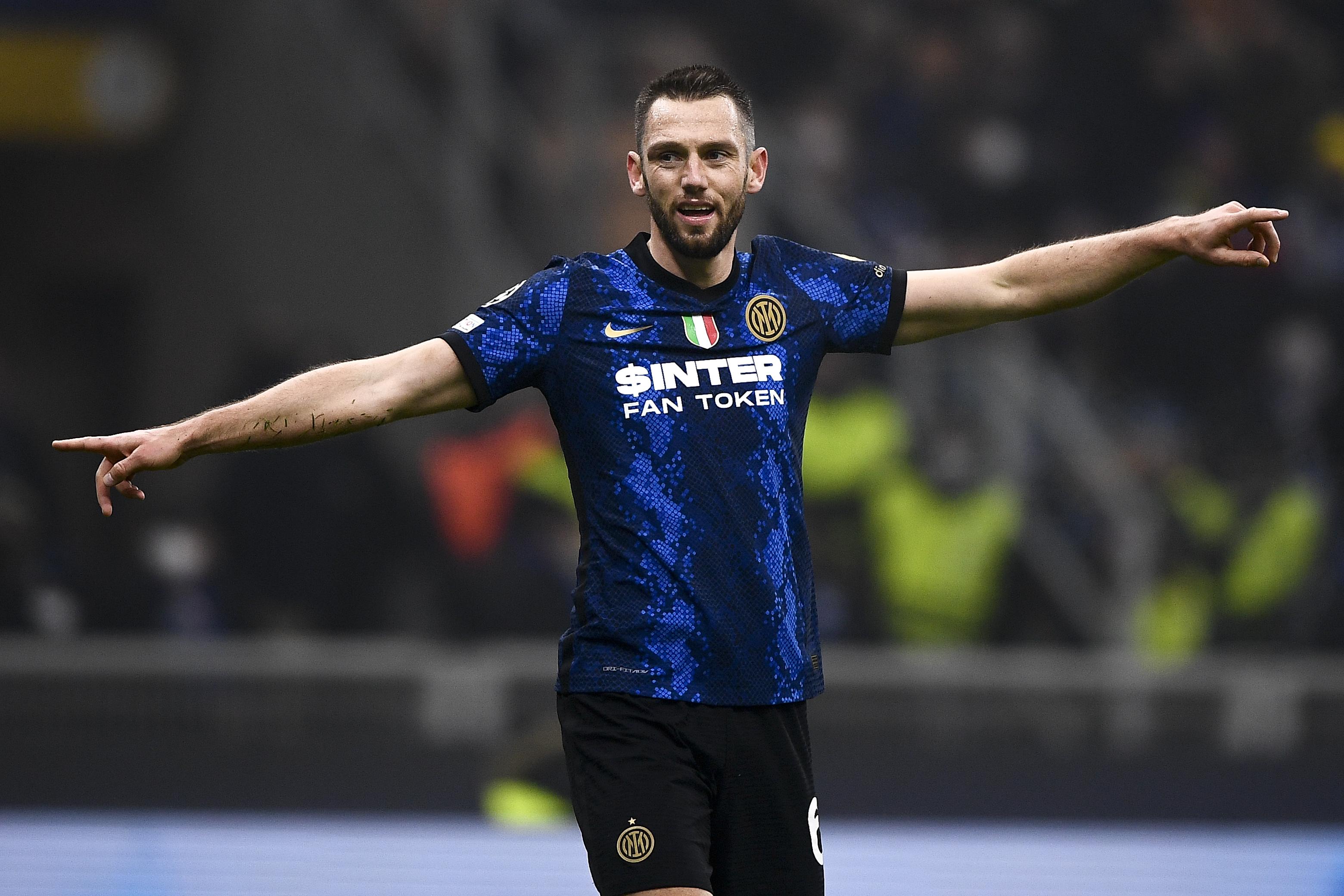 Stefan de Vrij aanwezig bij rechtszaak tegen management | Voetbal |  Telegraaf.nl