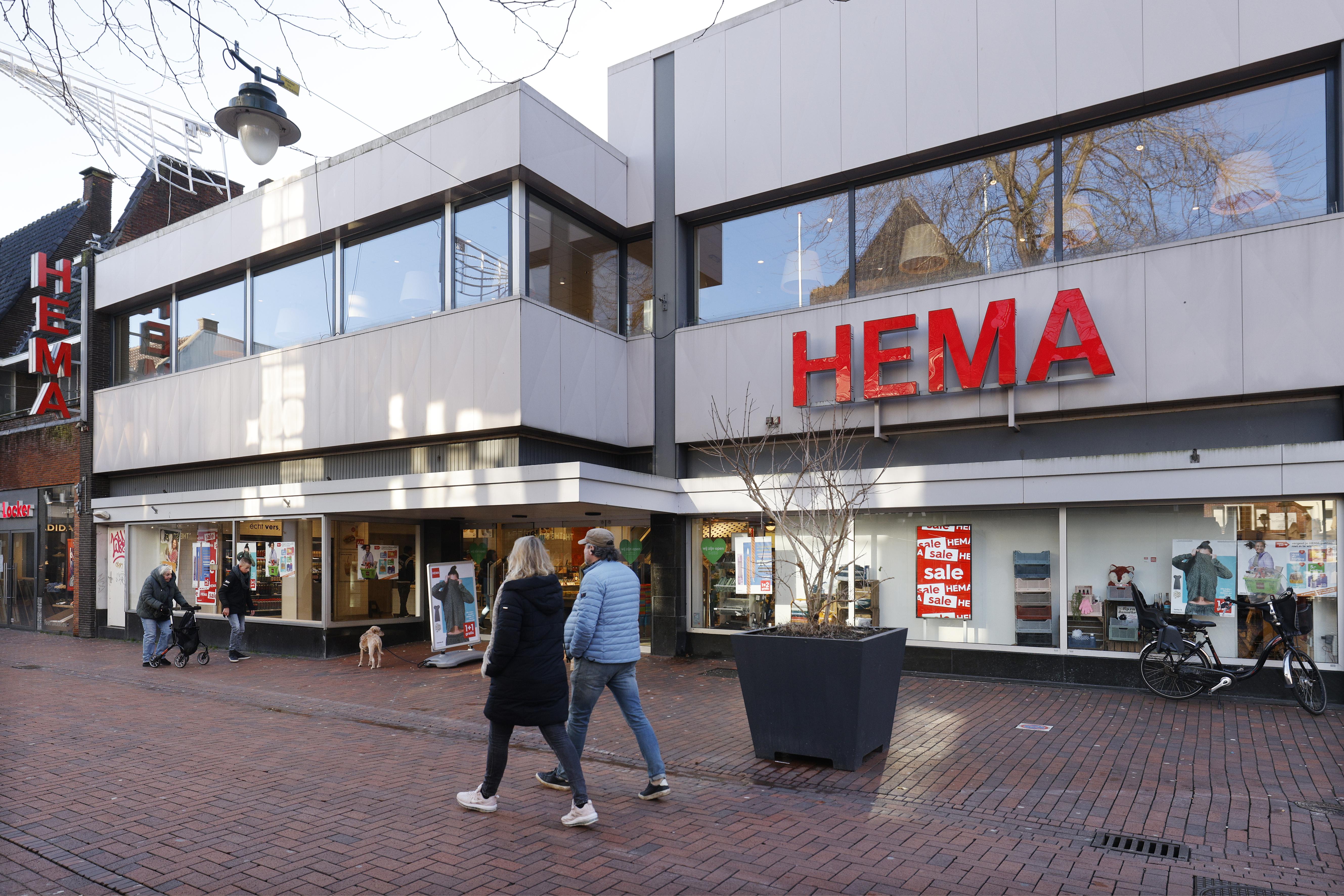 voorbeeld nikkel ONWAAR Hema in Hilversum wordt helemaal vernieuwd en is daarom weken dicht. 'Er  komt een compleet nieuwe winkel' | Gooieneemlander